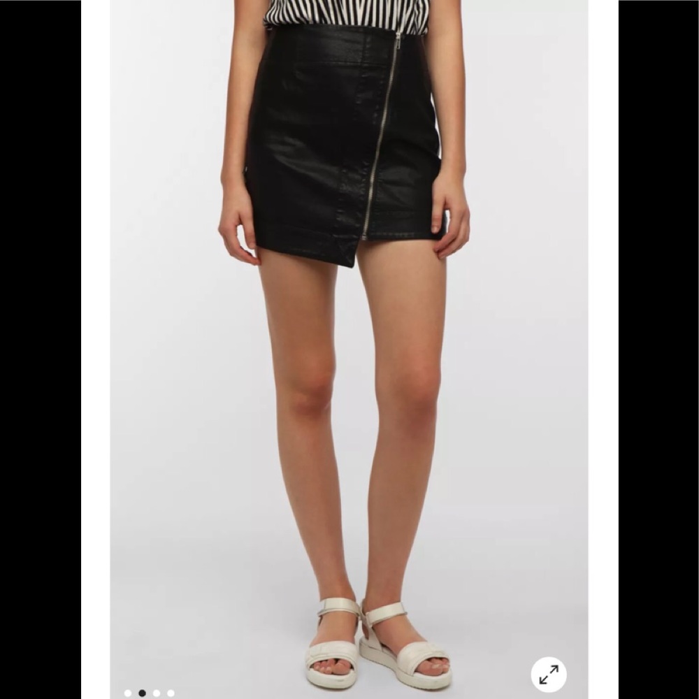 Silence+Noise Calla Asymmetrical Vg Leather Skirt